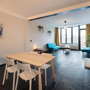 Apartment Charming And Spacious Center, Antwerp